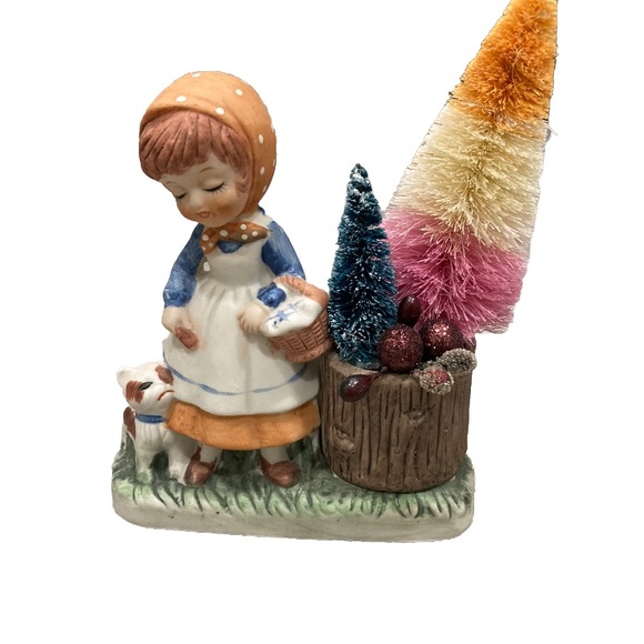 Vintage Christmas assemblage - Picture 3 of 14